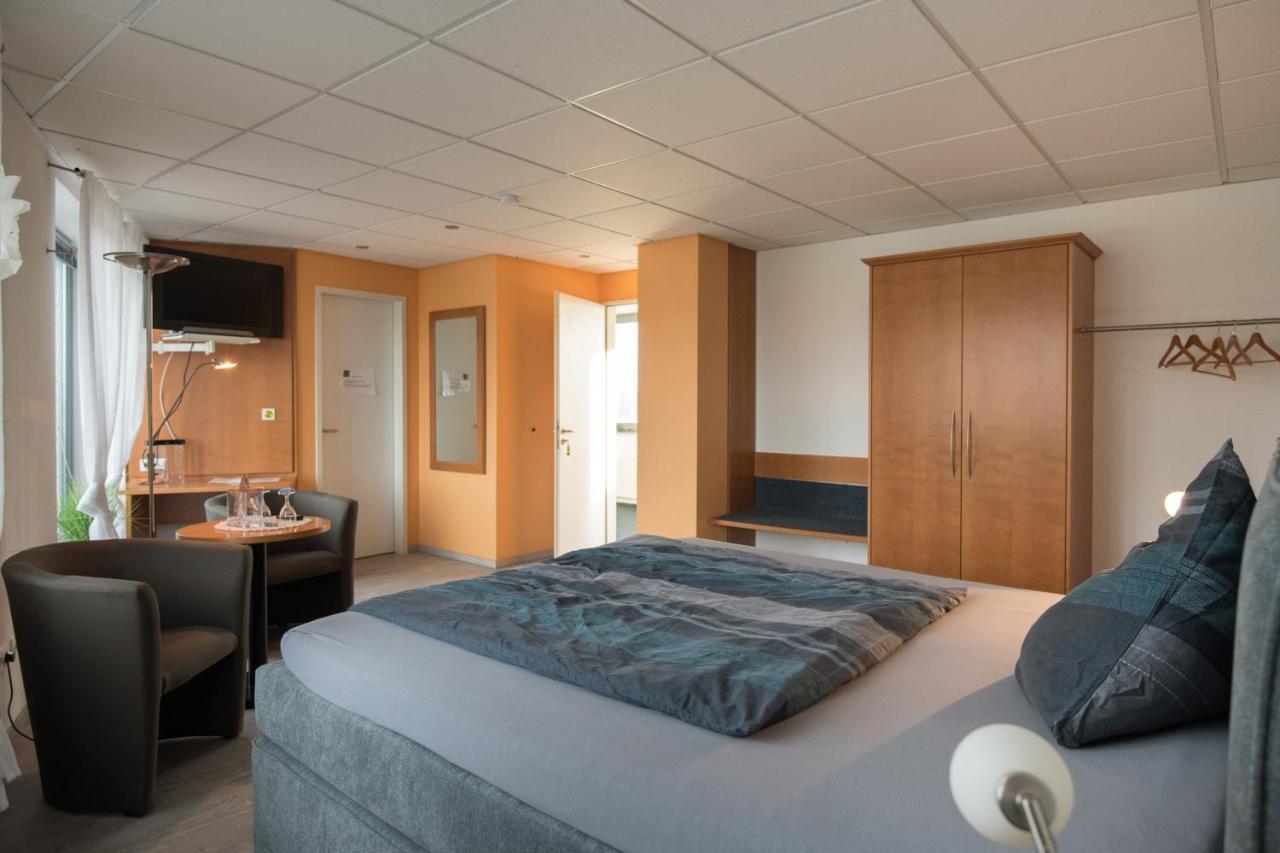 An Der A 30 Ug Hotel Bünde Buitenkant foto
